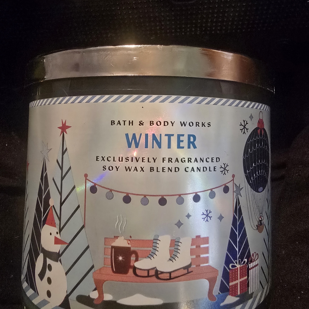 Bath & Body Works Winter Candle - Silver and Blue